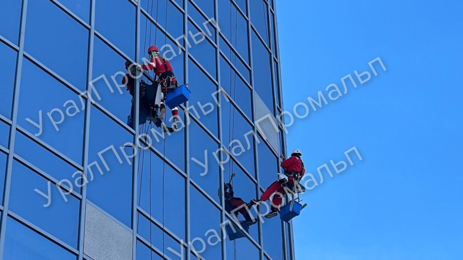 Промышленный альпинизм на фасадах